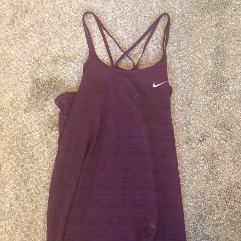 Nike workout strappy tank top